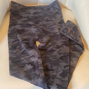 Spanx Camo leggings